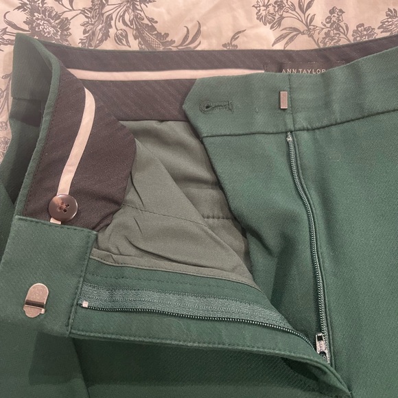 Dark green Ann Taylor dress pants 6 - Picture 4 of 6